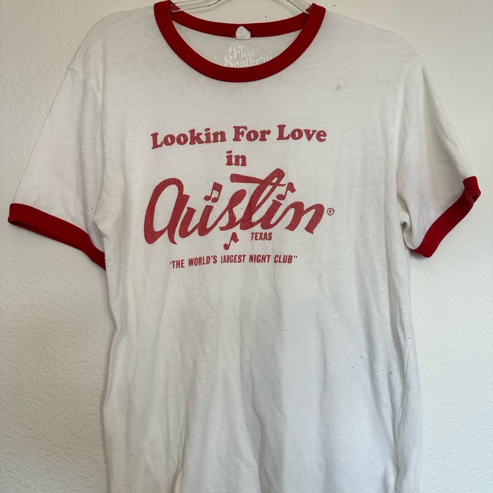 Vintage Austin Graphic Tee - White and Red